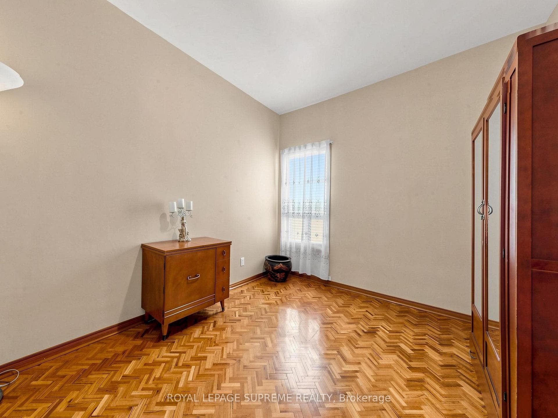 196 Palmerston Avenue photo 26