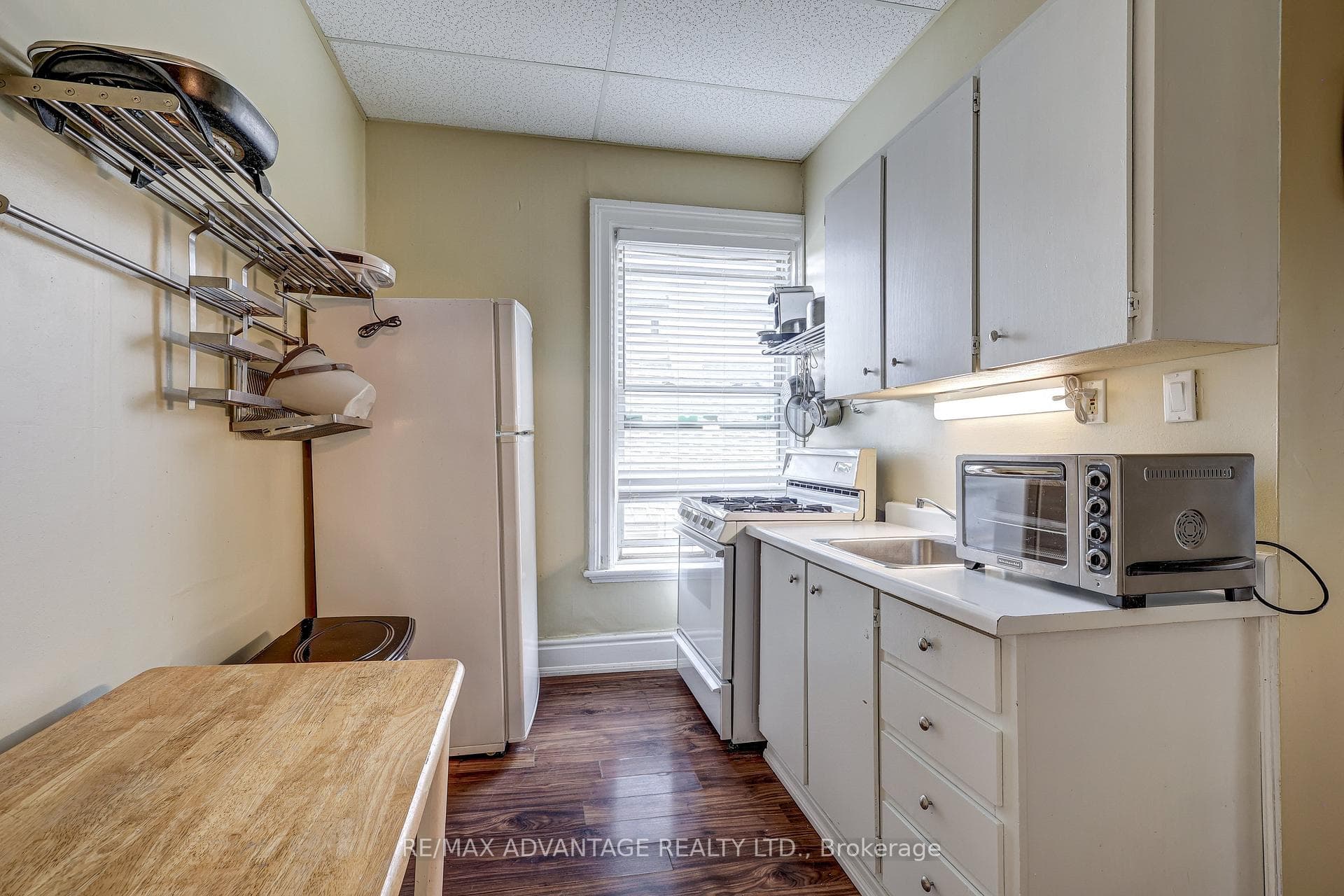 Kitche in Bachelor