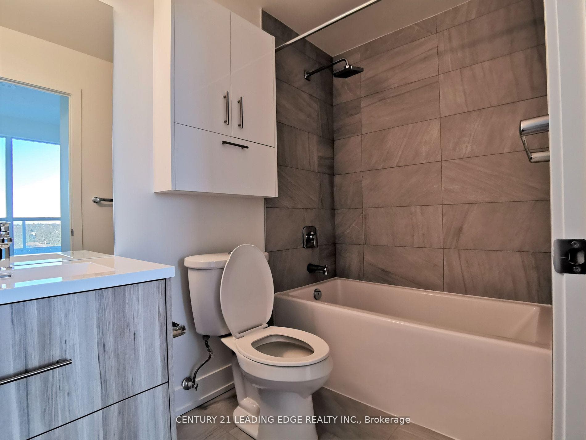 180 Fairview Mall Drive Unit 711 photo 9