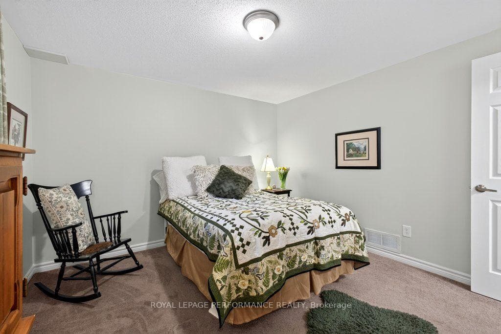 2423 Regatta Avenue photo 33