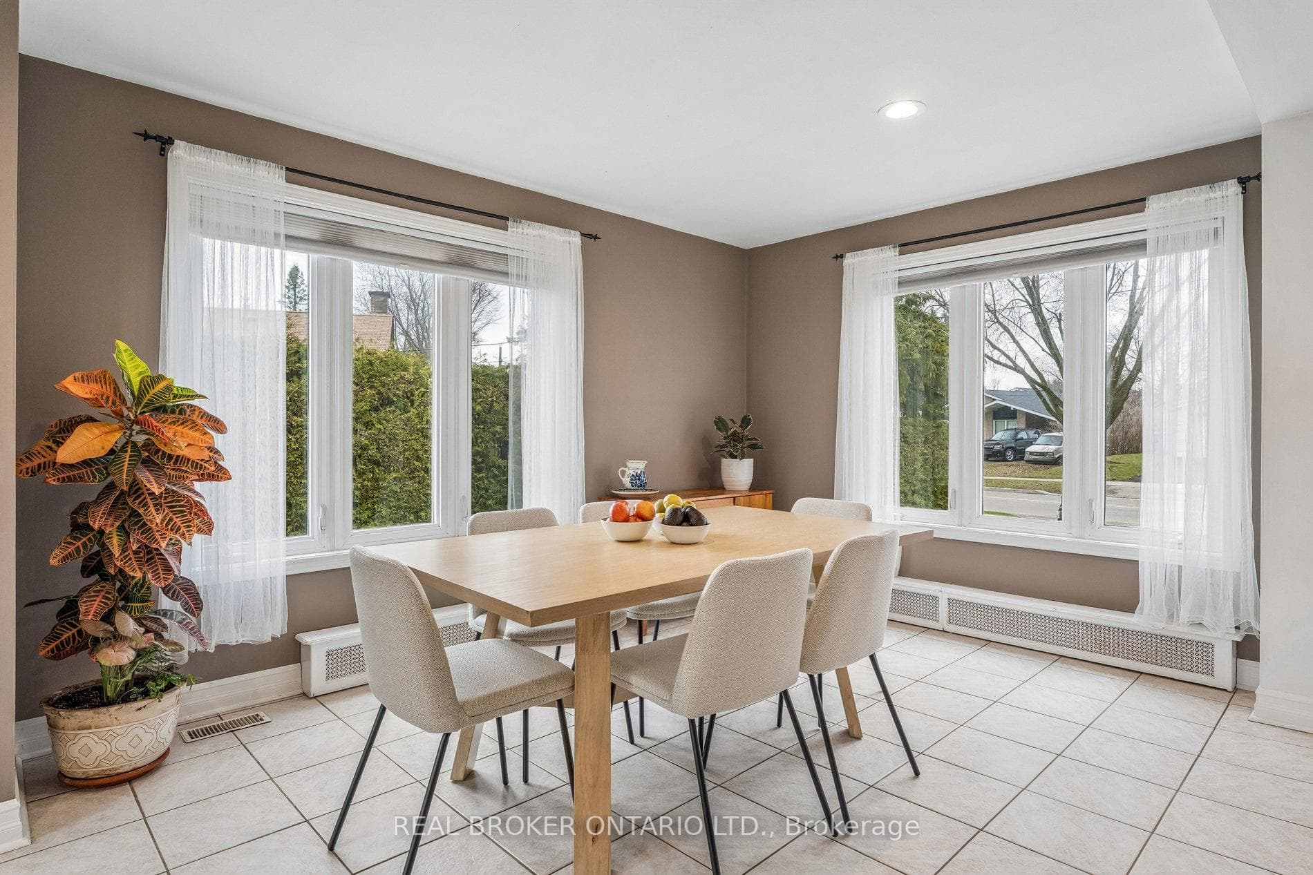 40 Seaton Drive photo 13
