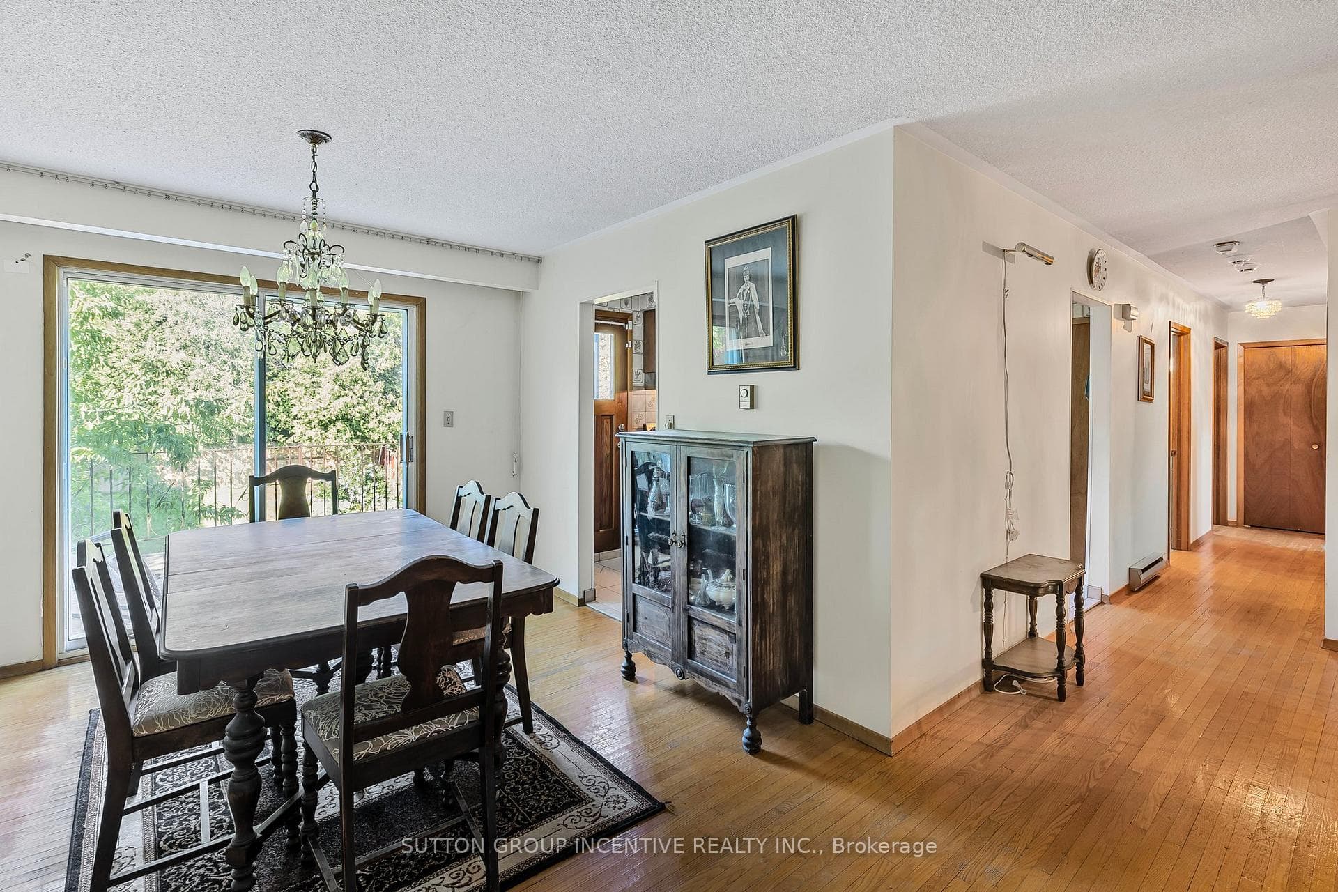 5 Alexander Road photo 7