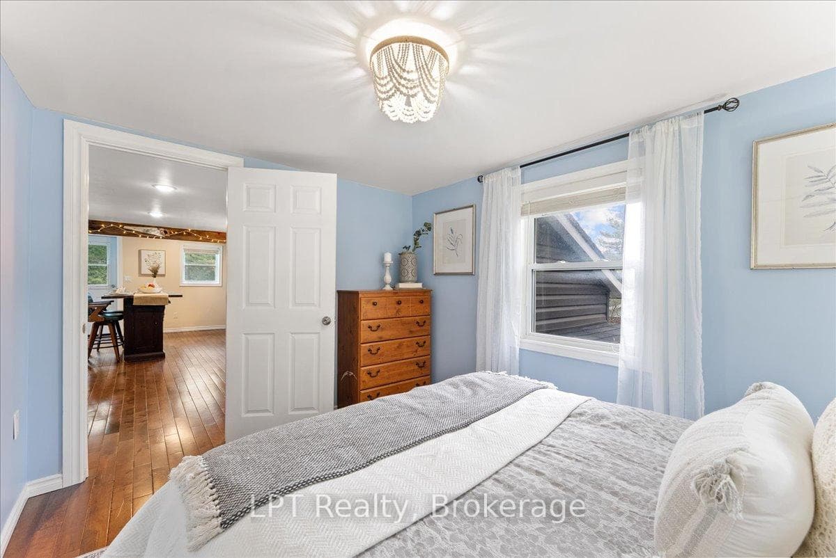 7010 Lake Street photo 9