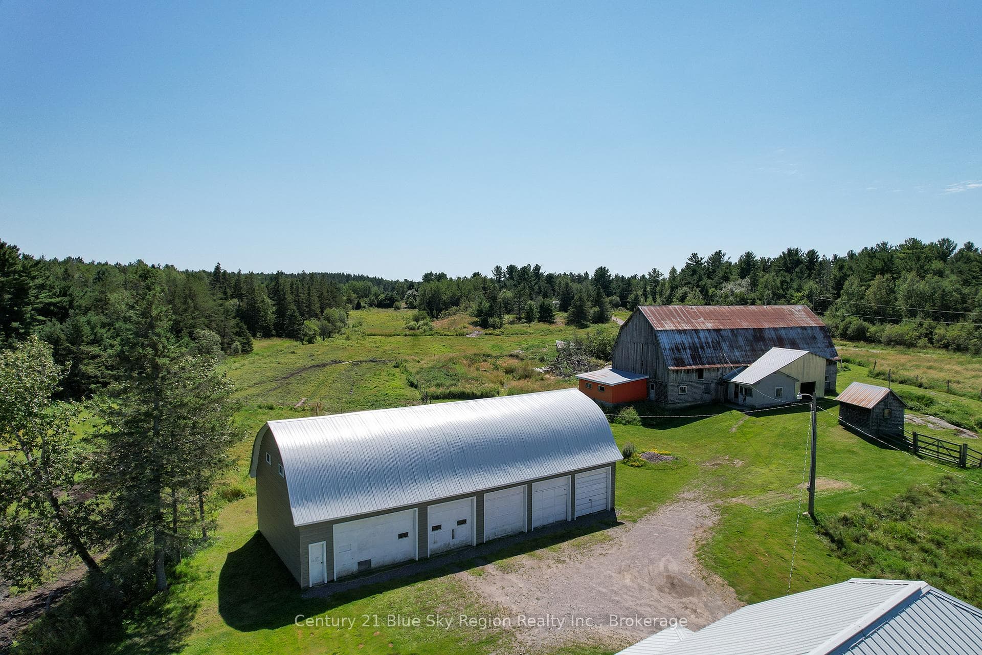 802 Piquette Road photo 44