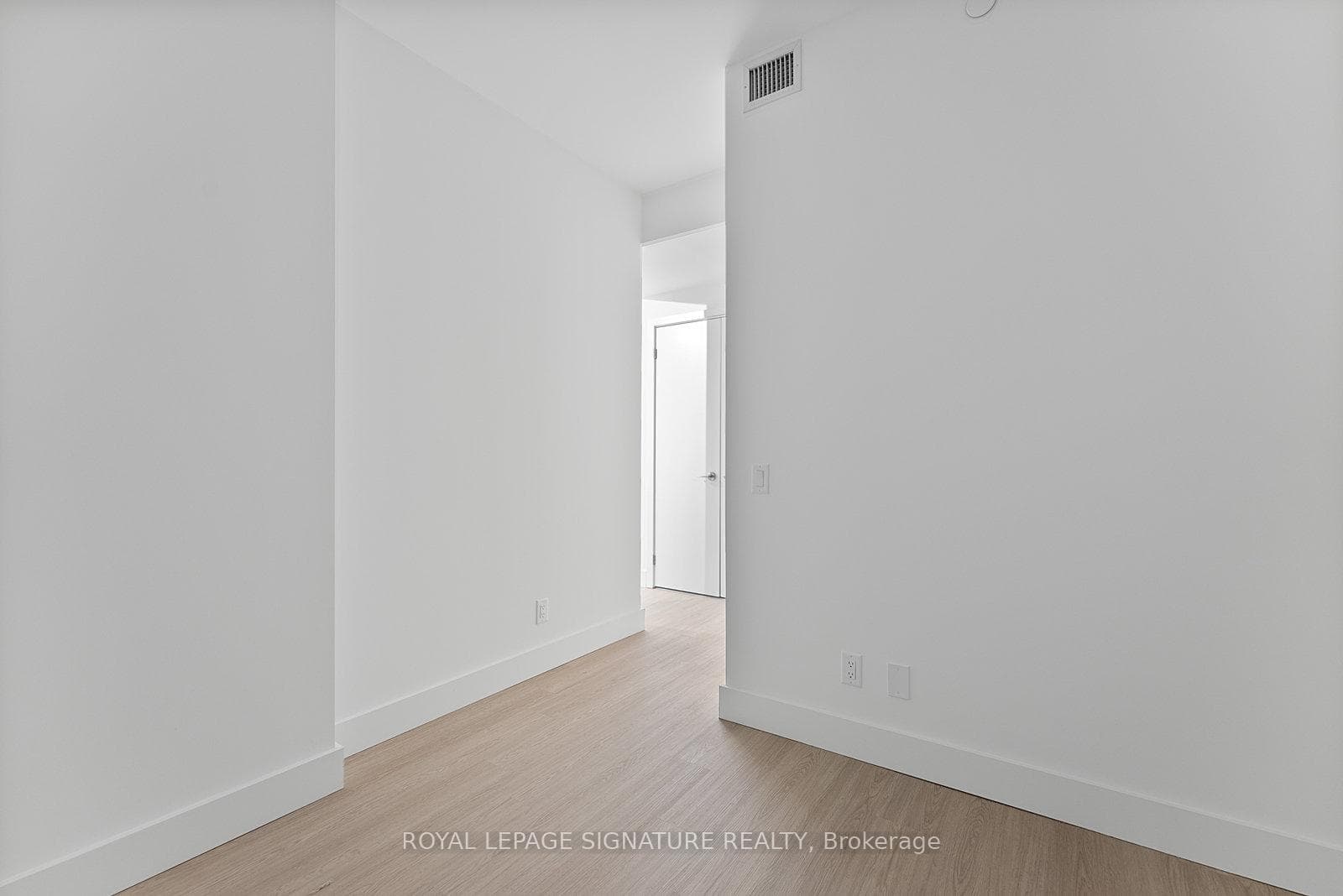 625 Sheppard Avenue Unit 529 photo 33