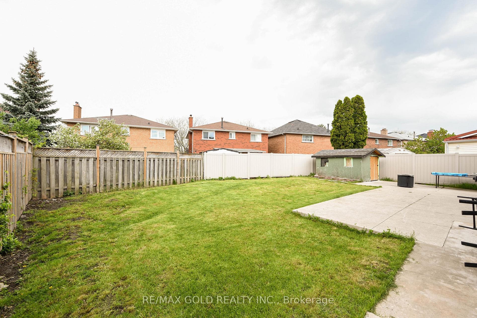 12 Honeyview Place photo 35