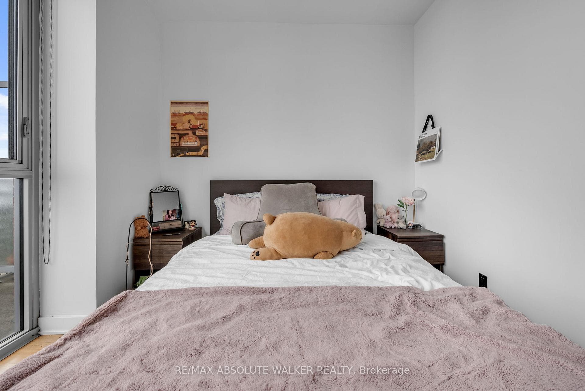 360 McLeod Street Unit 717 photo 26