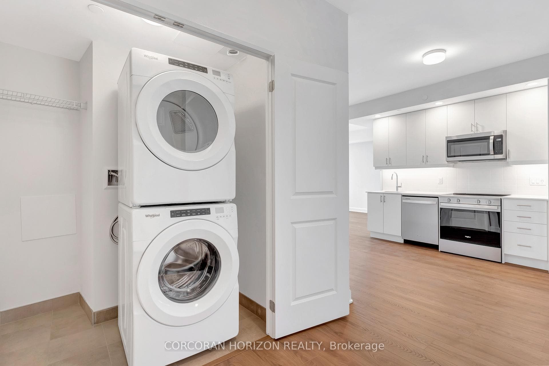 3240 William Coltson Avenue Unit 501 photo 7