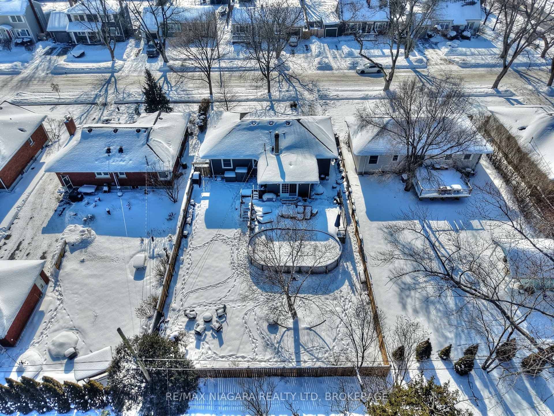160 Norway Avenue photo 49