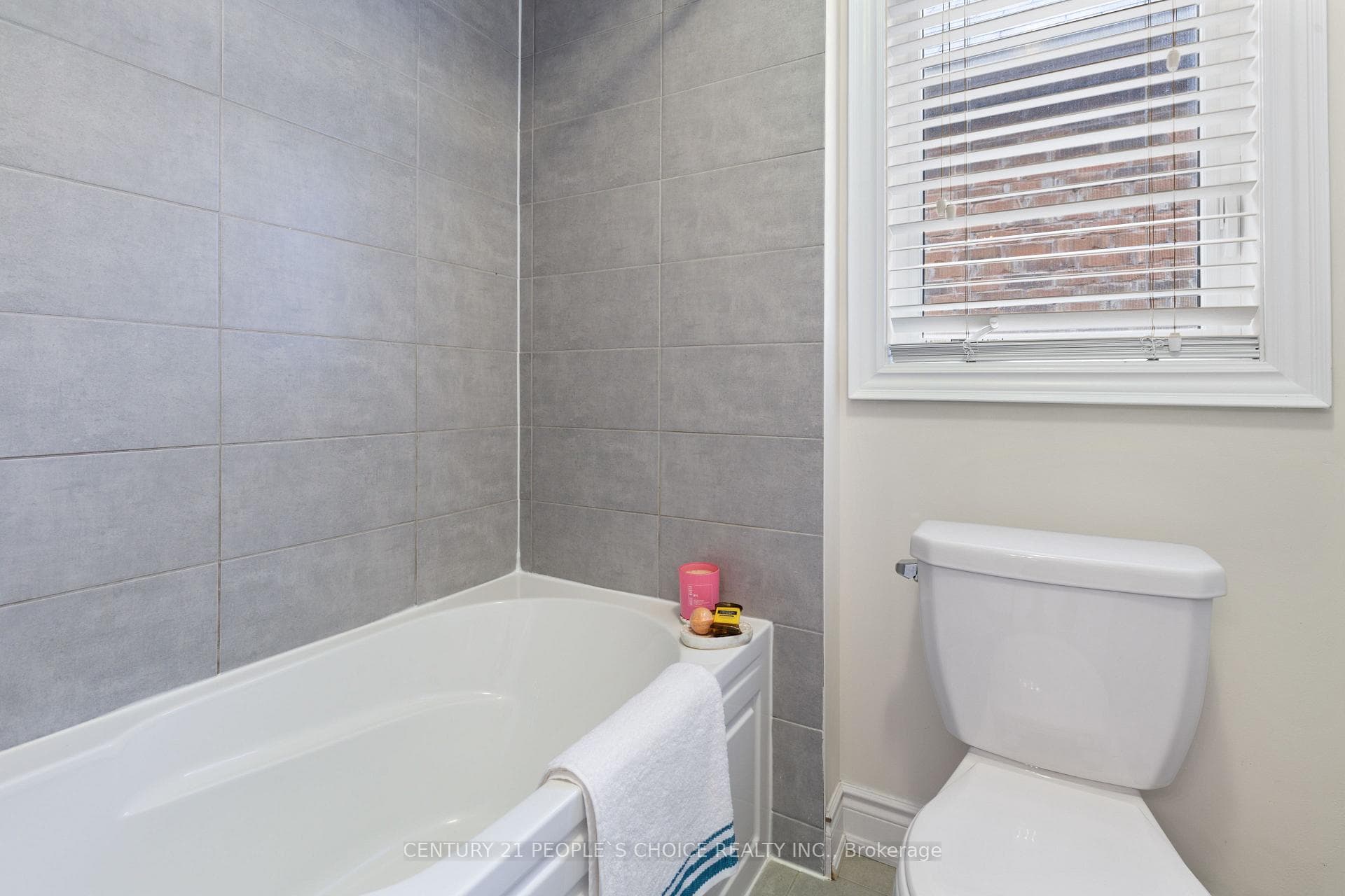 240 Etheridge Avenue photo 27