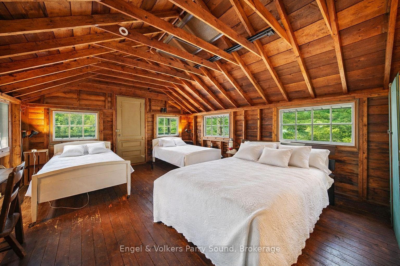 53 Birdwood Lane photo 32