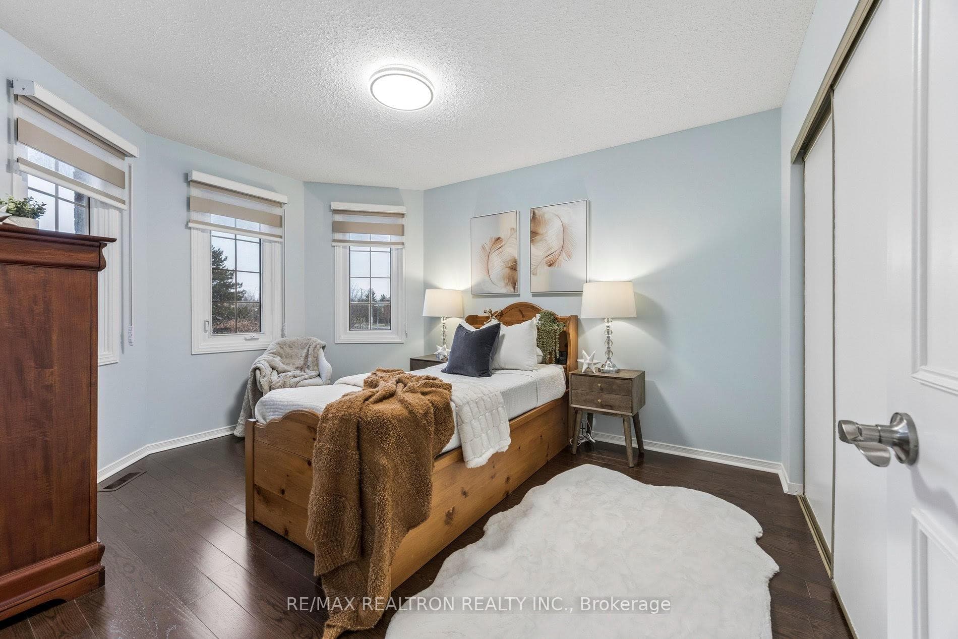 148 Edmund Seager Drive photo 39