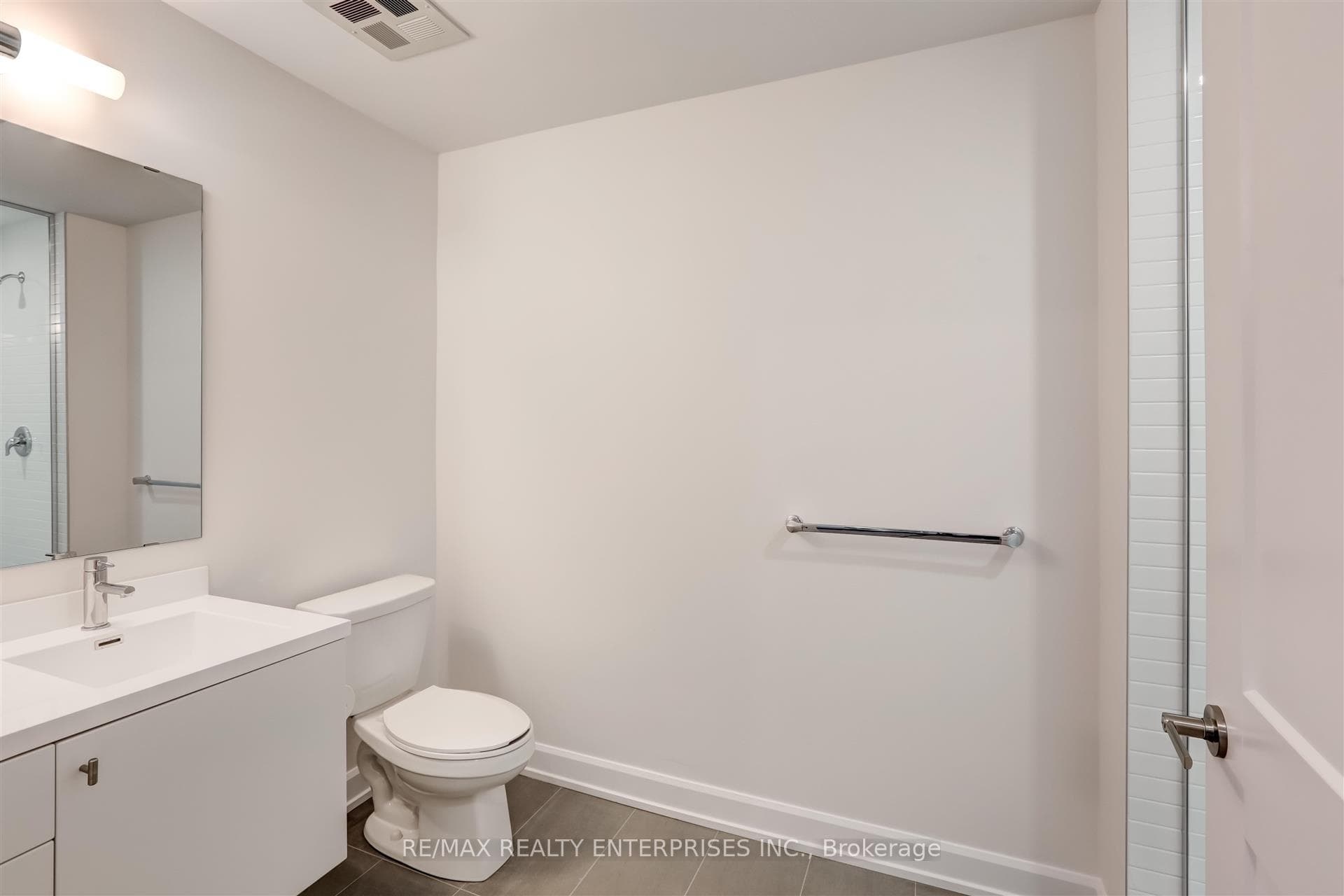 3220 William Coltson Avenue Unit 703 photo 15
