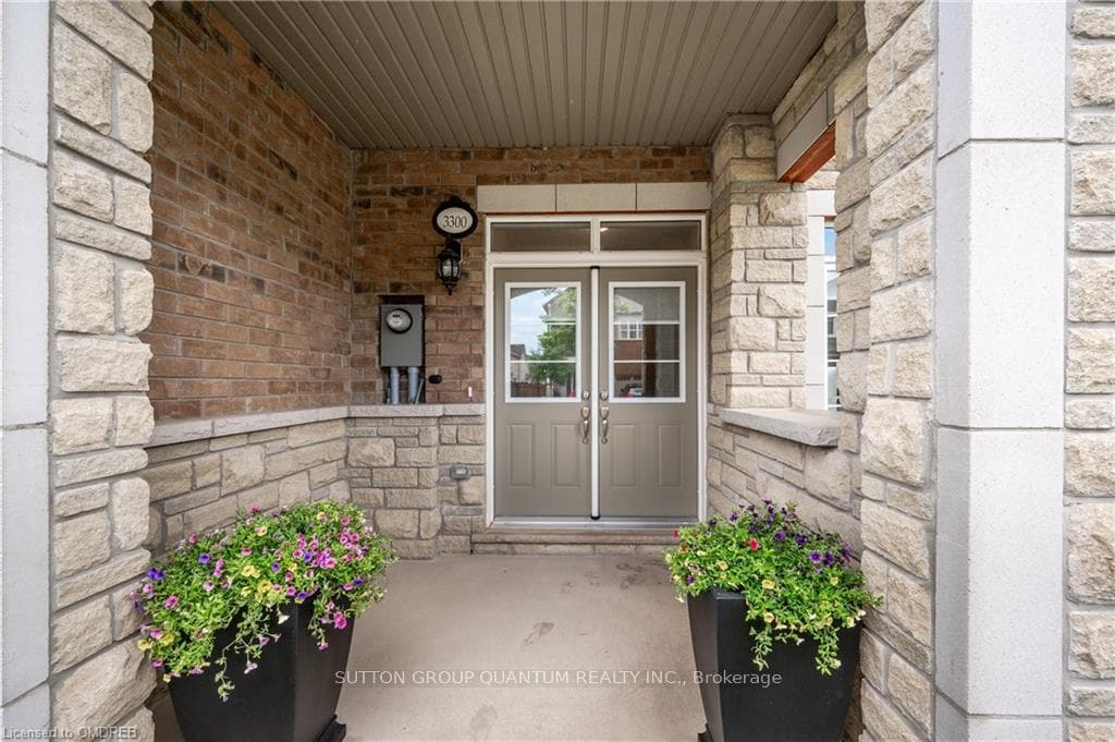 3300 Erasmum Street photo 3