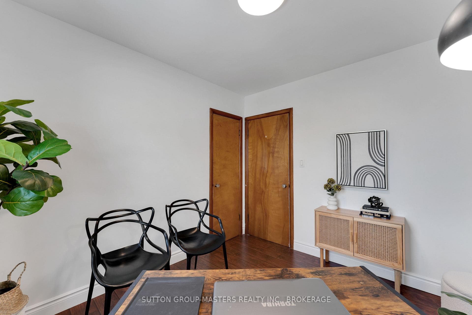 47 Oak Street photo 13