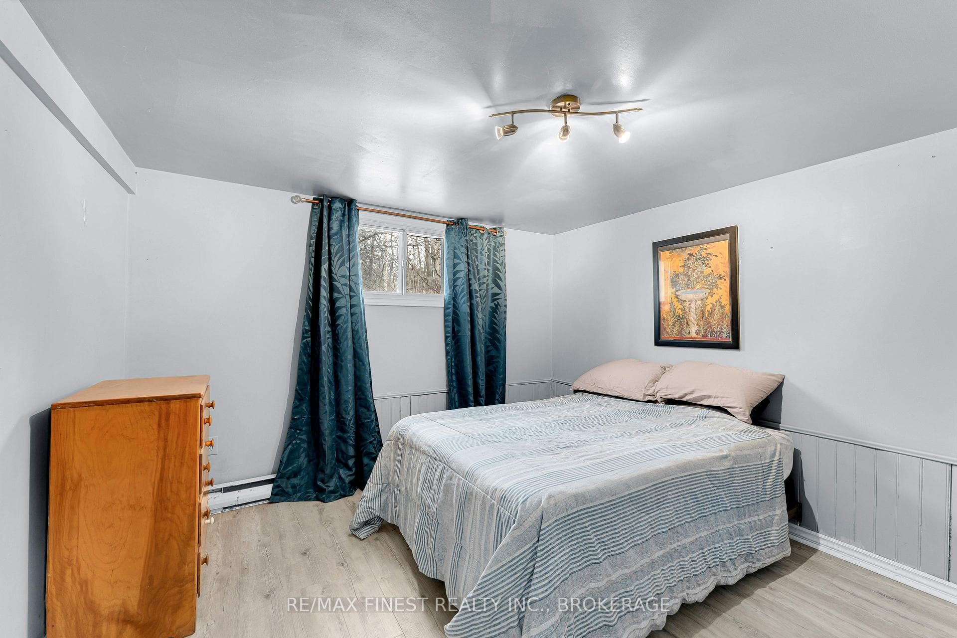 9 Mallard Lane photo 34