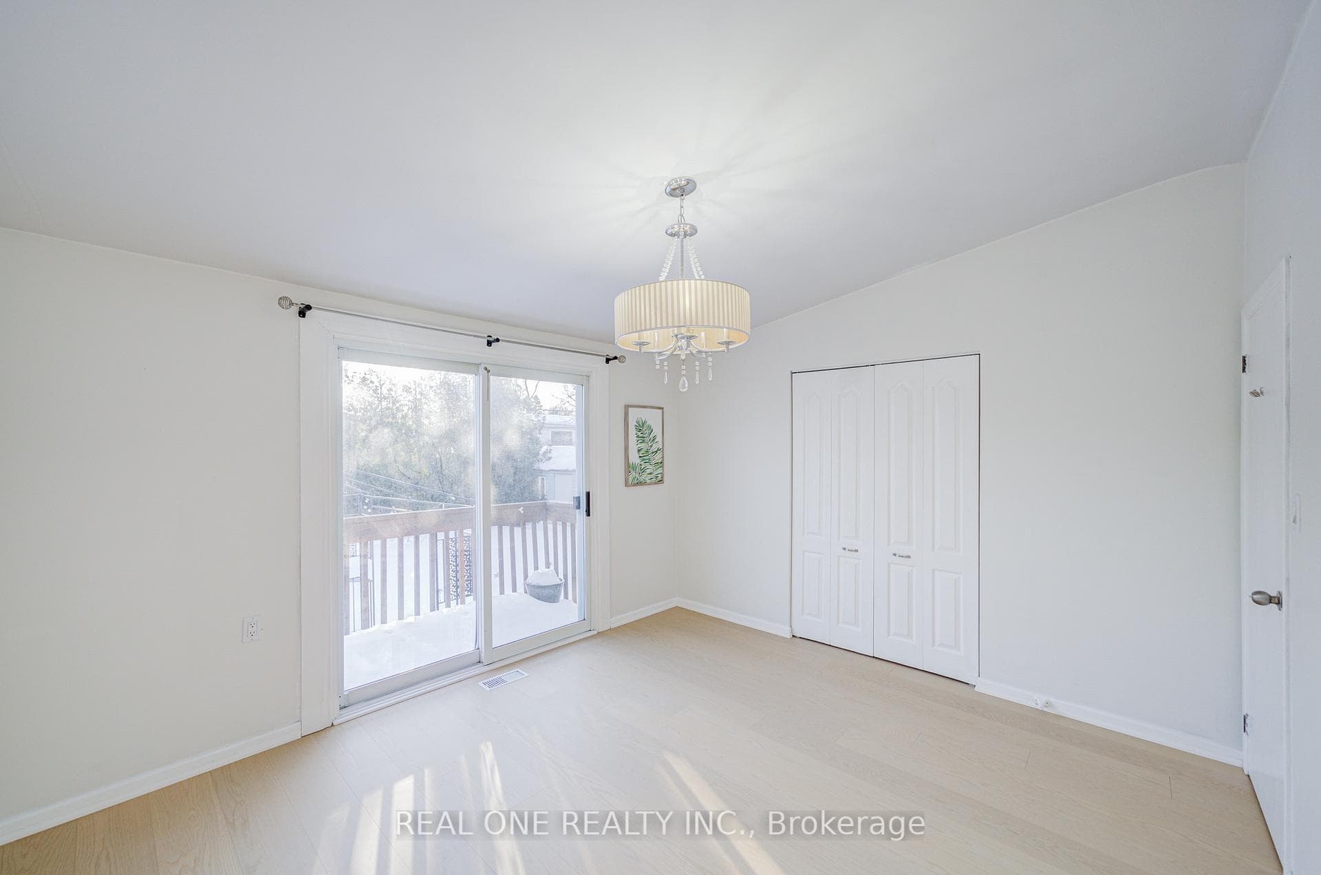 336 Hampton Heath Road photo 23