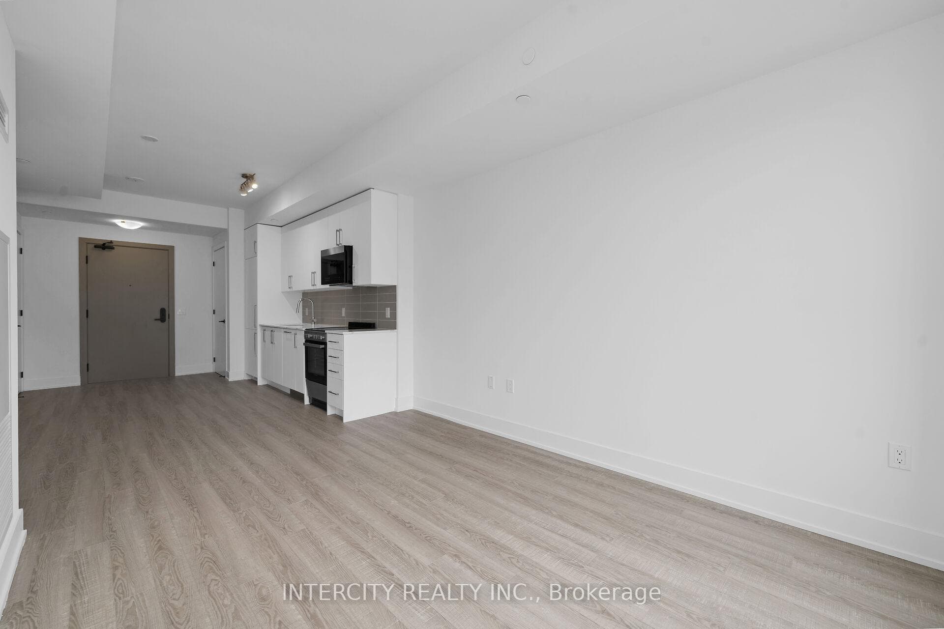 2075 King Road Unit 230 photo 18