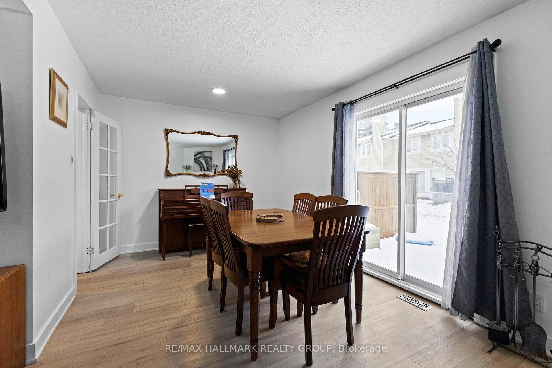 463 Canotia Place photo 5