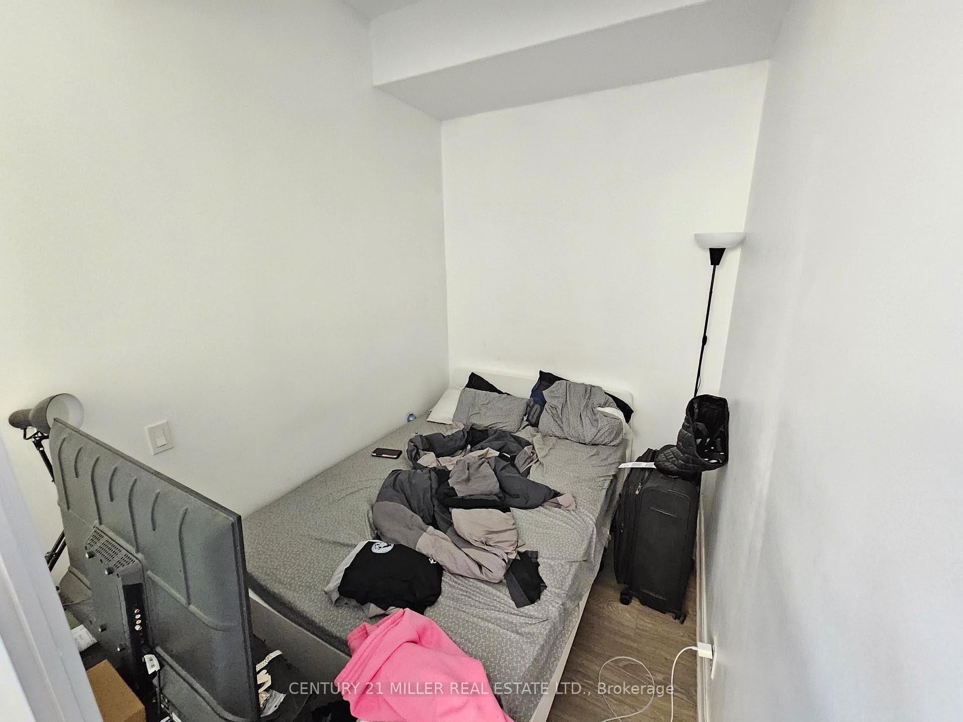 181 Dundas Street Unit 3001 photo 10