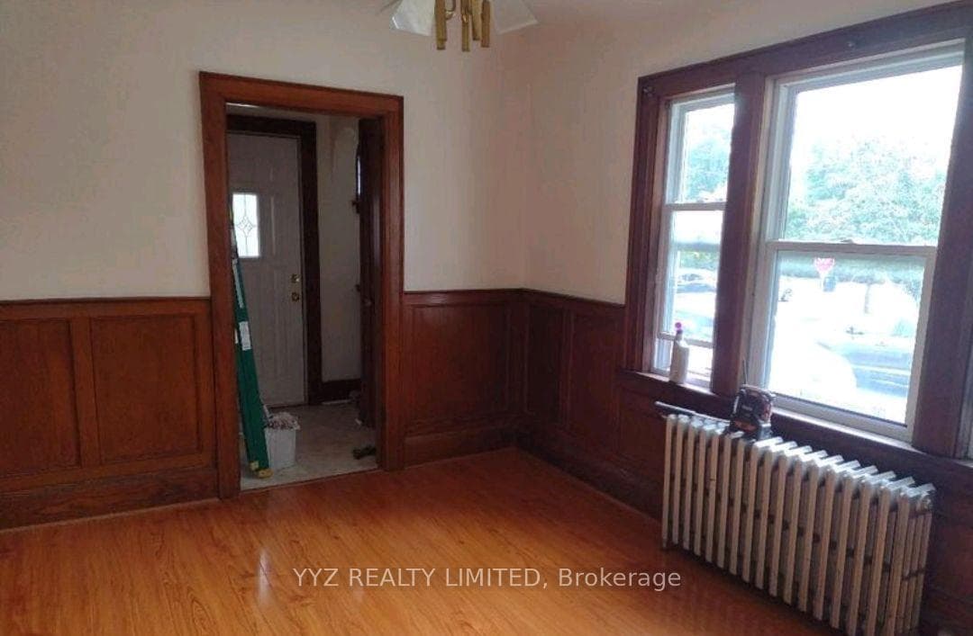 590 Glencairn Avenue photo 3