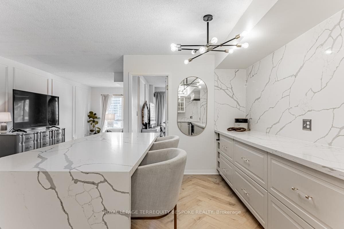 25 The Esplanade N/A Unit 1107 photo 6