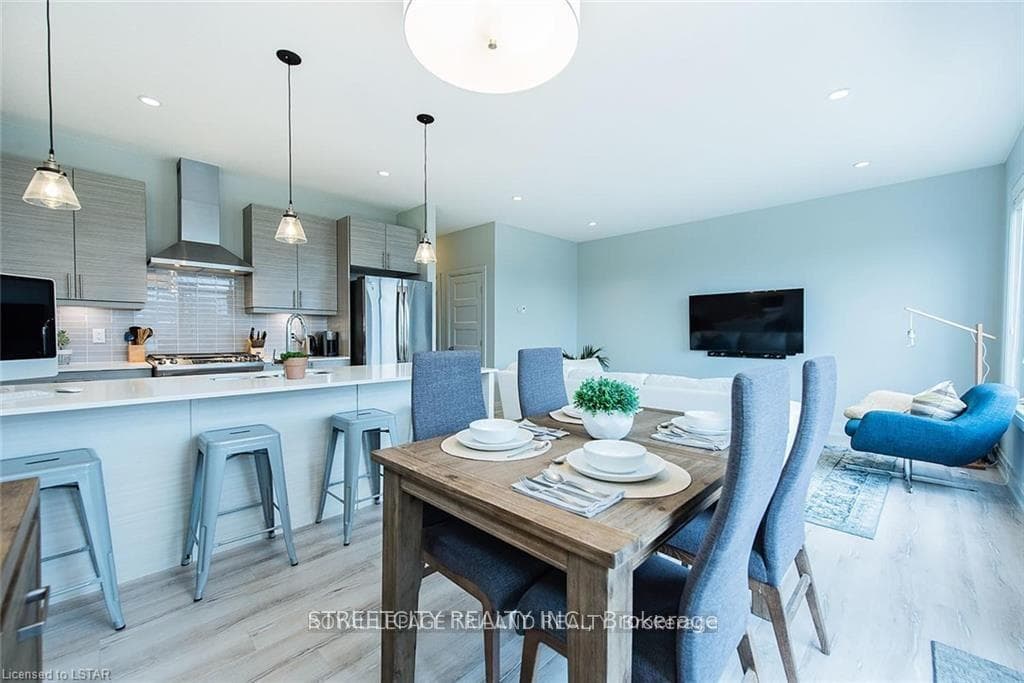 3025 Singleton Avenue Unit 100 photo 8