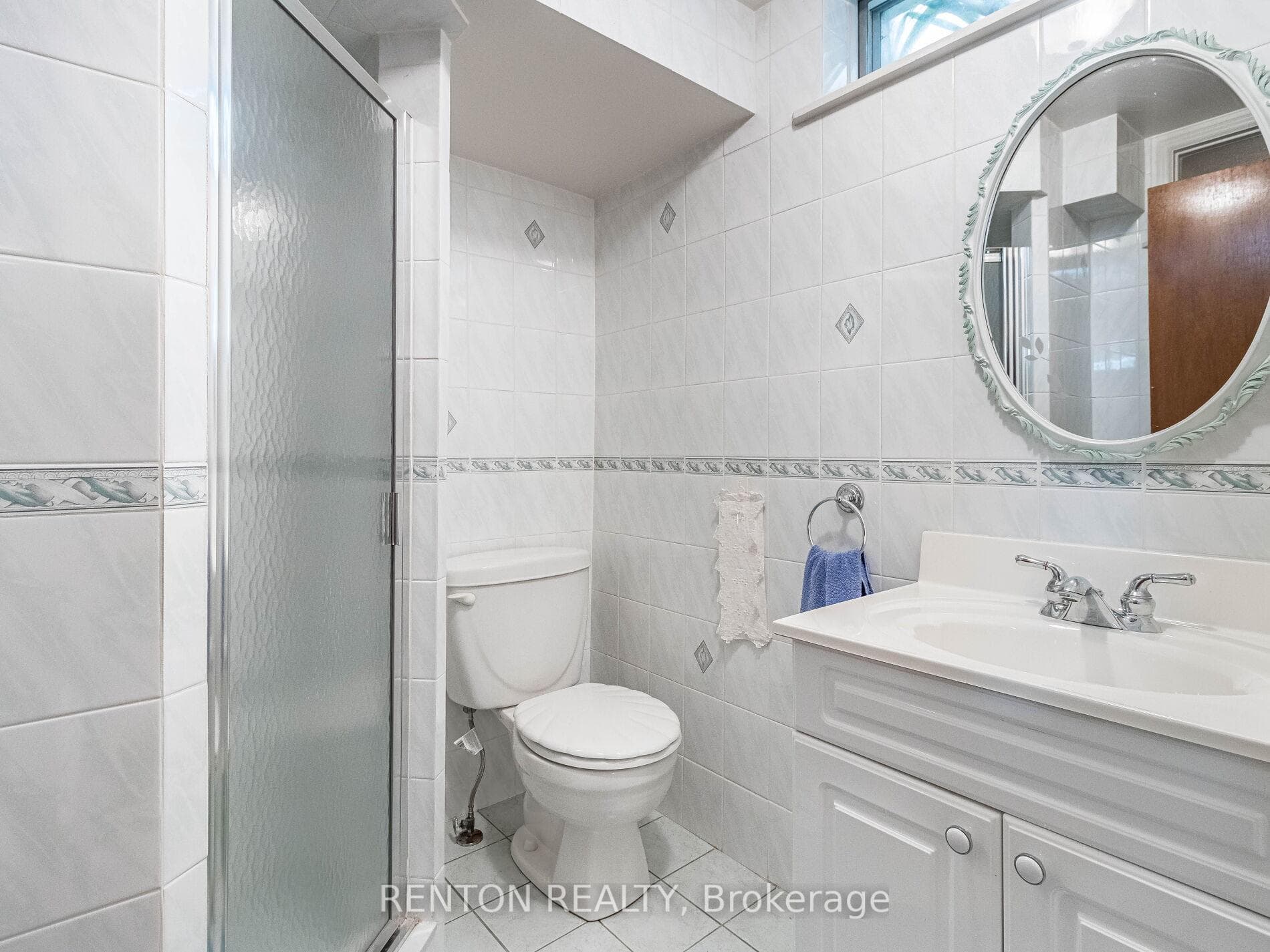 4387 Shelby Crescent photo 23