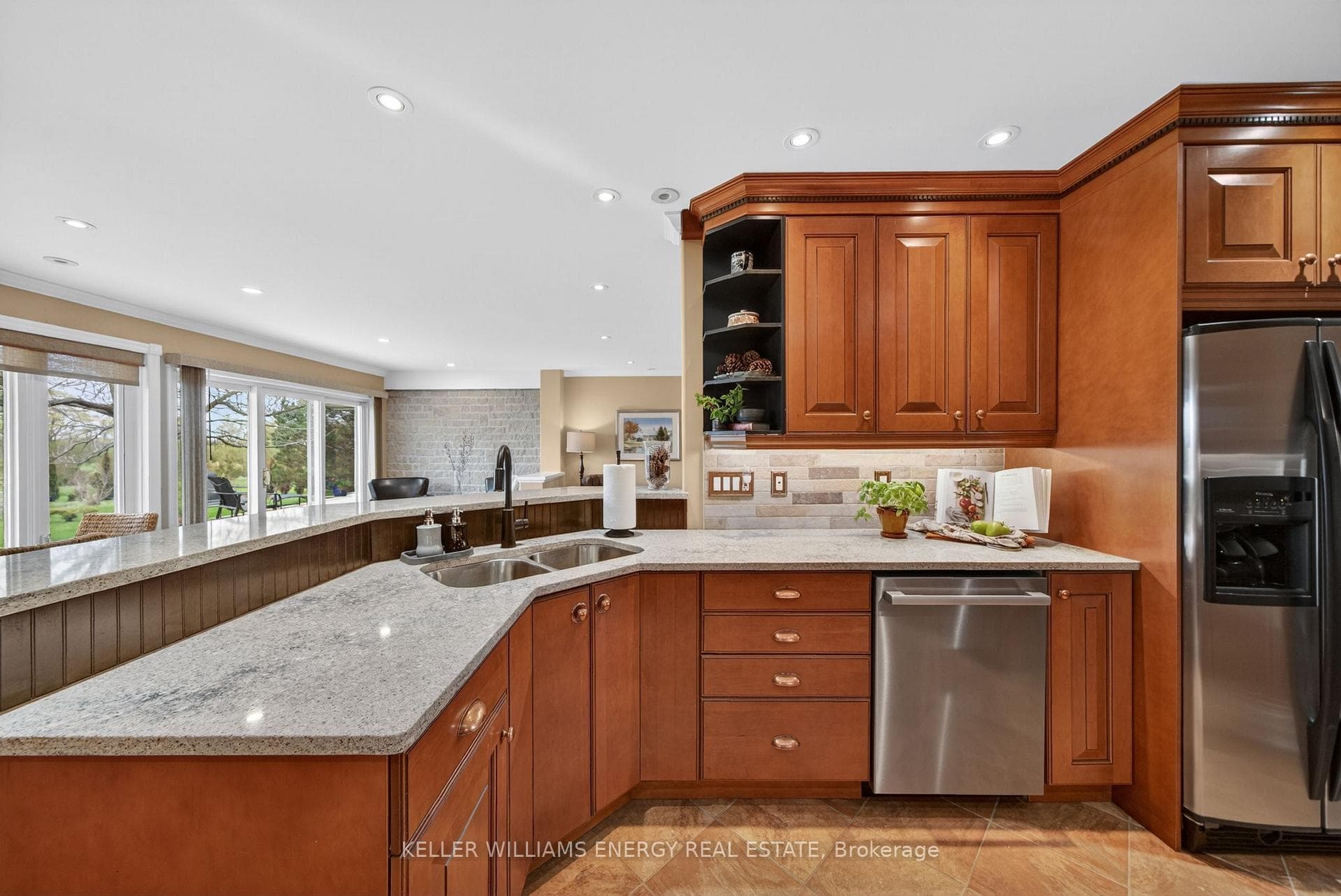 160 Mckinley Crossroad Cross photo 15