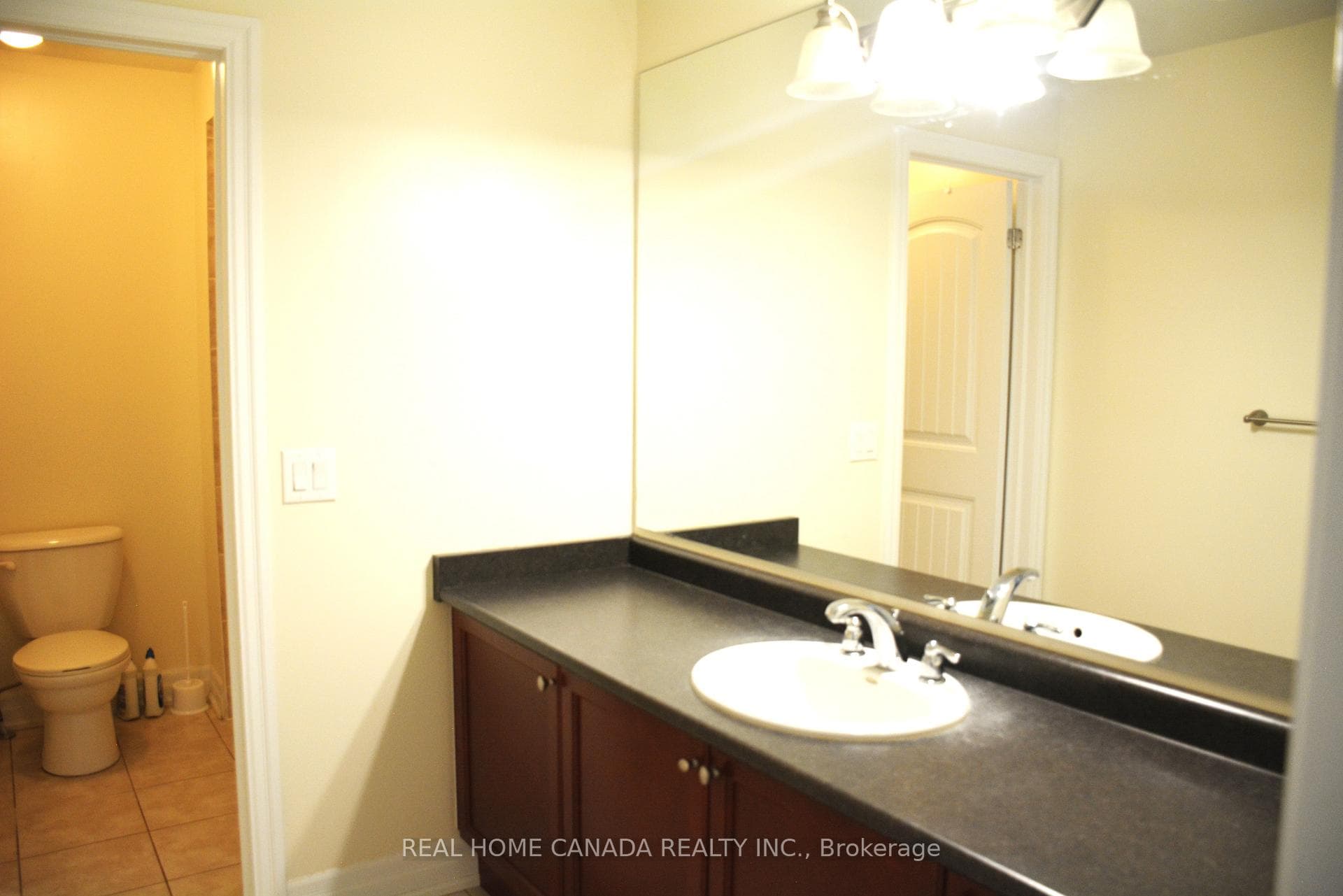 190 Forbes Terrace photo 23