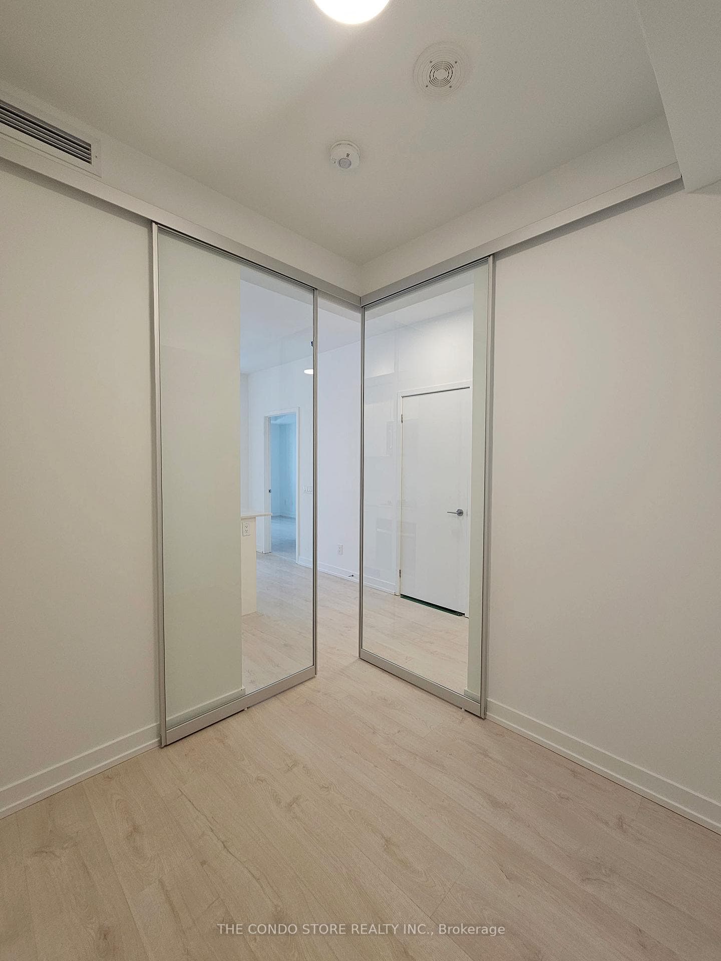 181 Sheppard Avenue Unit 620 photo 14