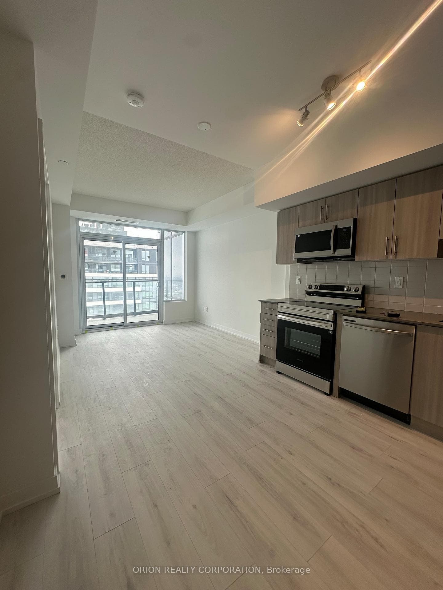 1435 Celebration Drive Unit 2707 photo 1