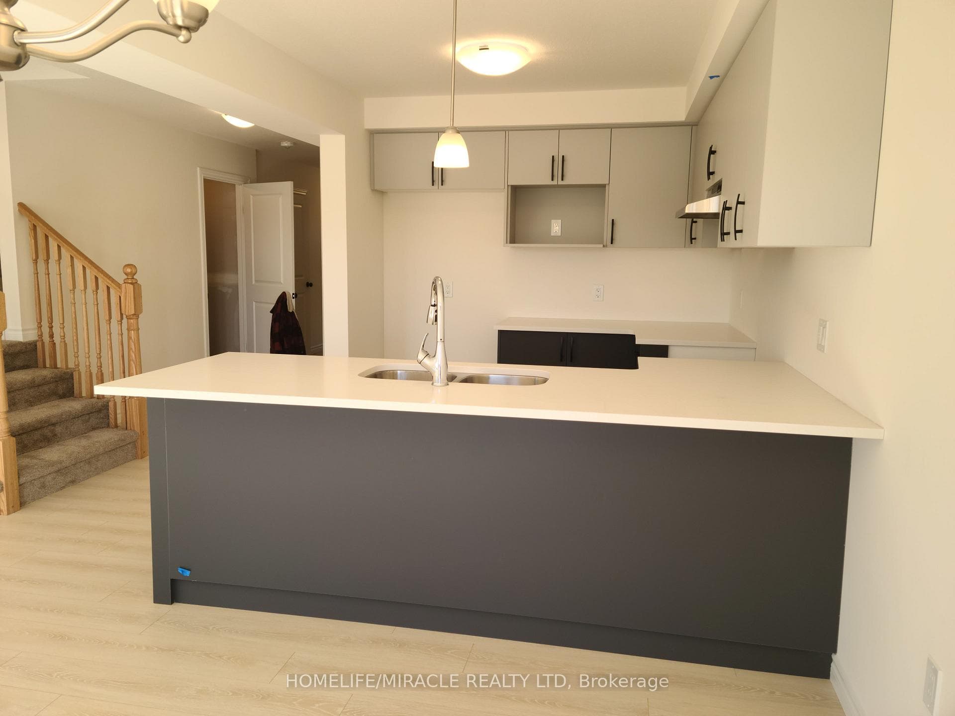 117 Mattingley Street photo 1