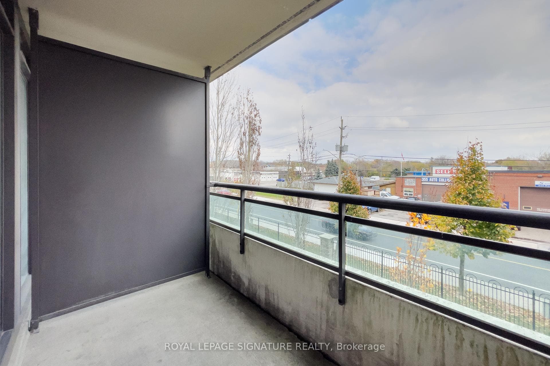 350 Red Maple Road Unit 206 photo 25