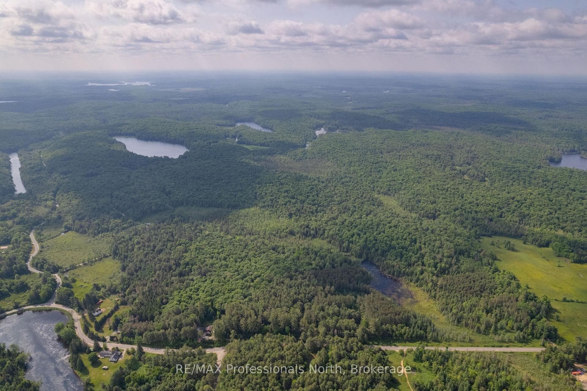 2330 Fraserburg Road photo 15