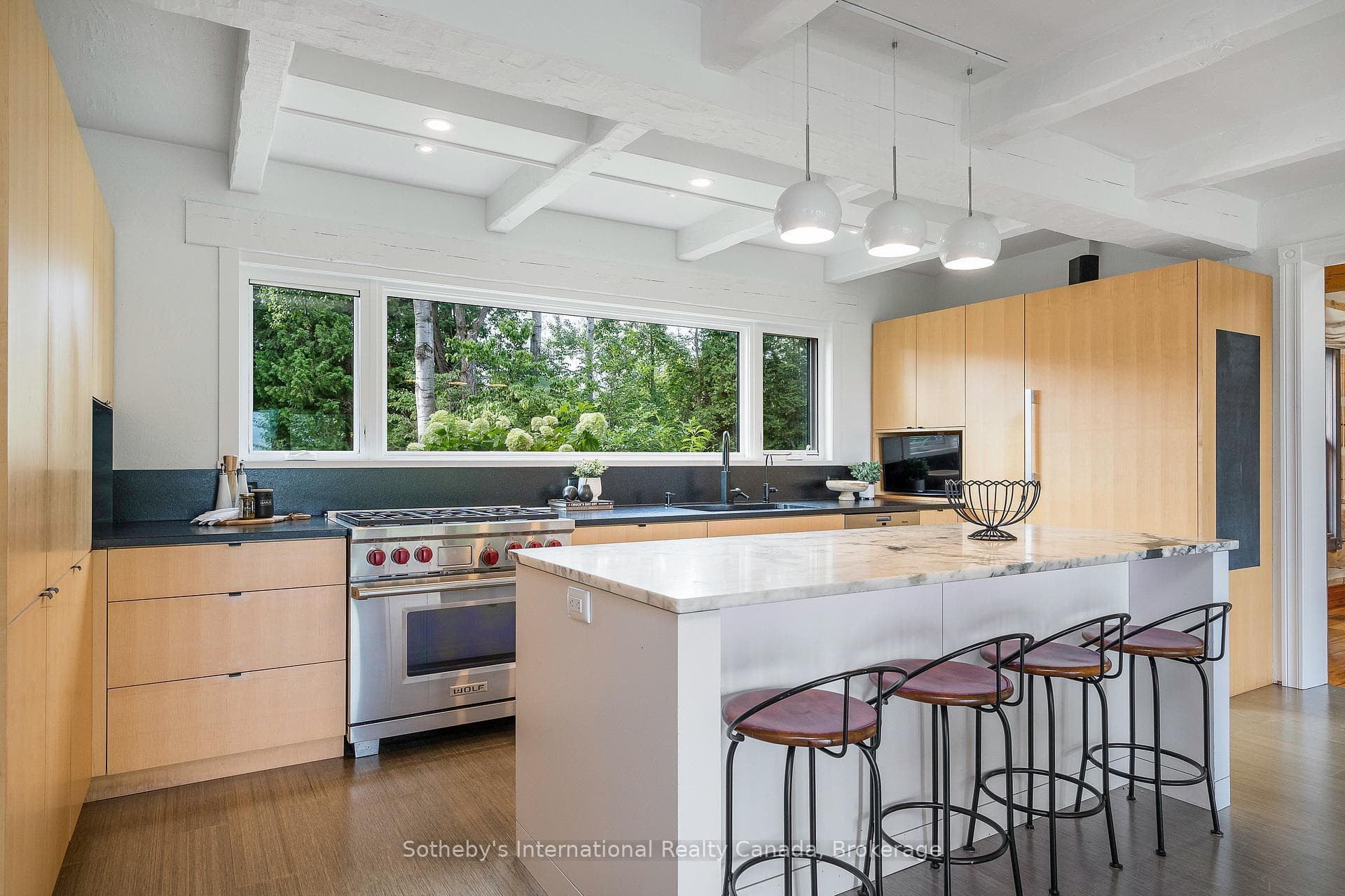 164 BARTLETT Boulevard photo 13
