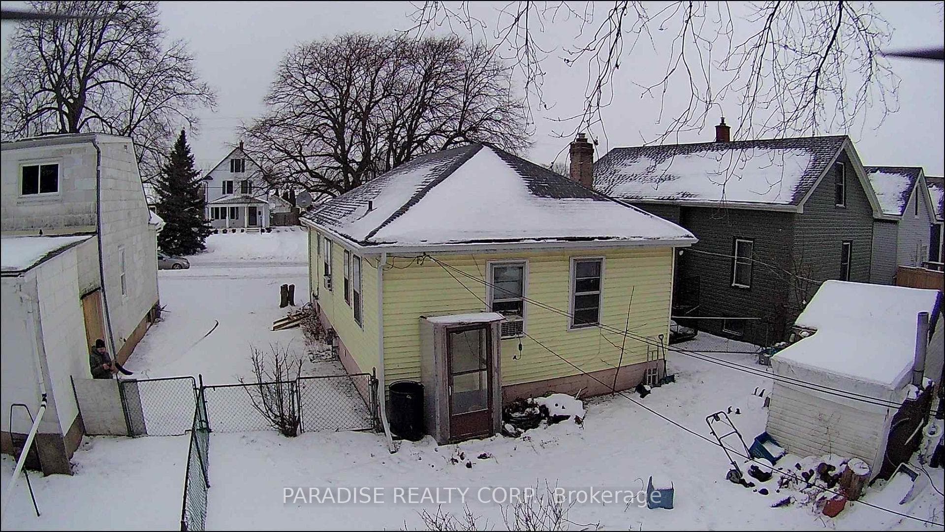 245 Bowen Road photo 2