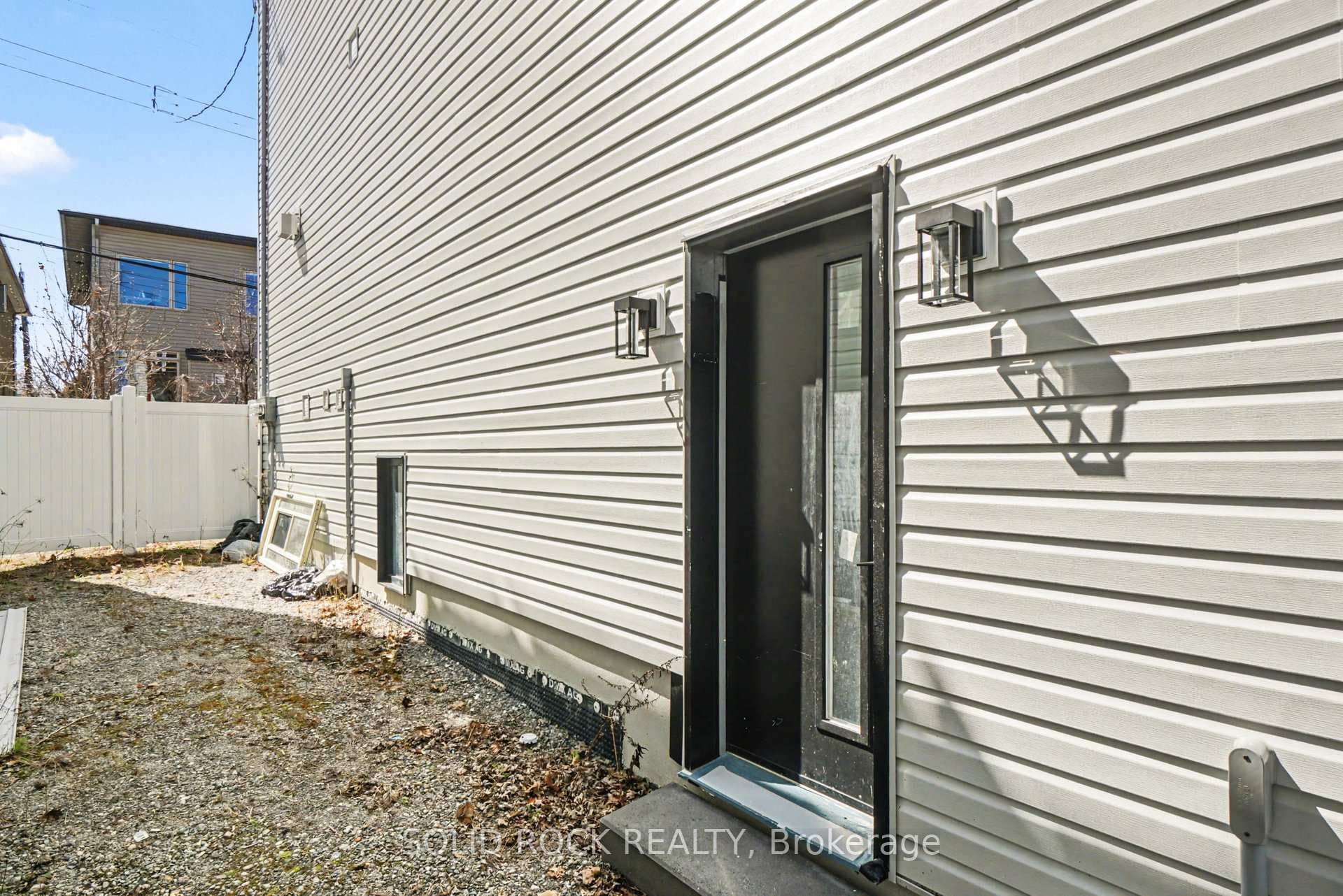 828 Alpine Avenue photo 26