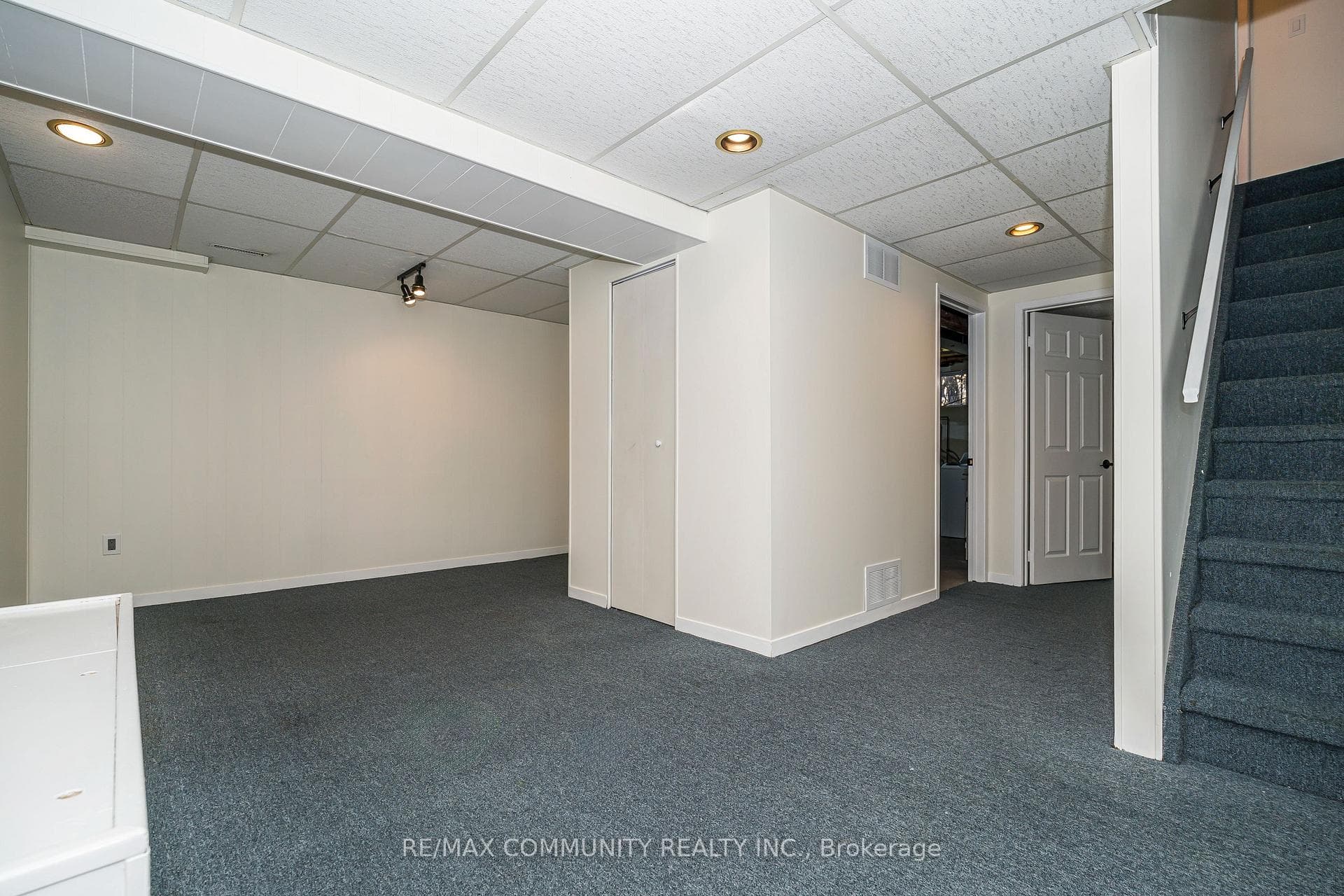70 Tams Drive photo 20