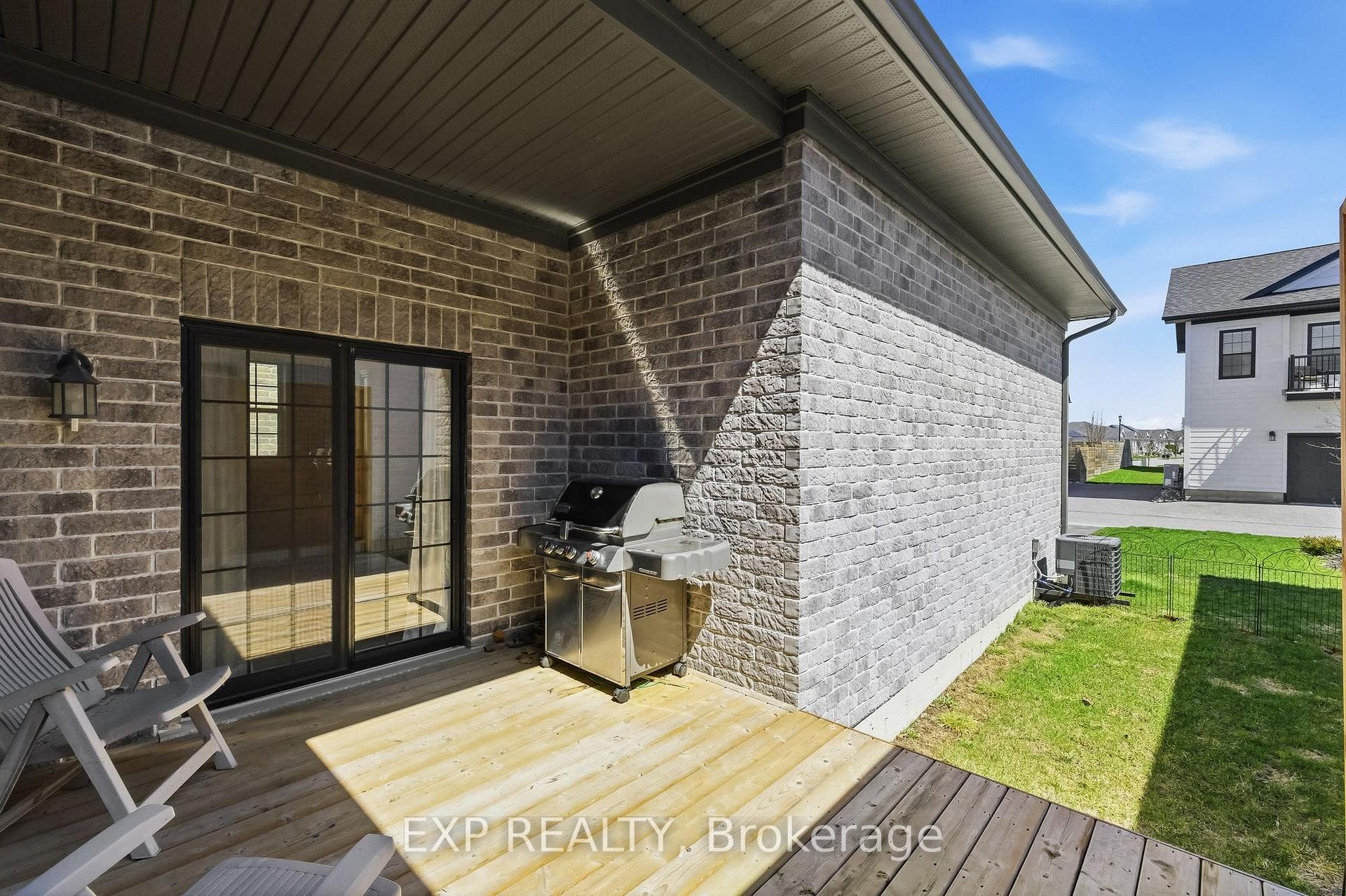 726 Elmer Hutton Street photo 41