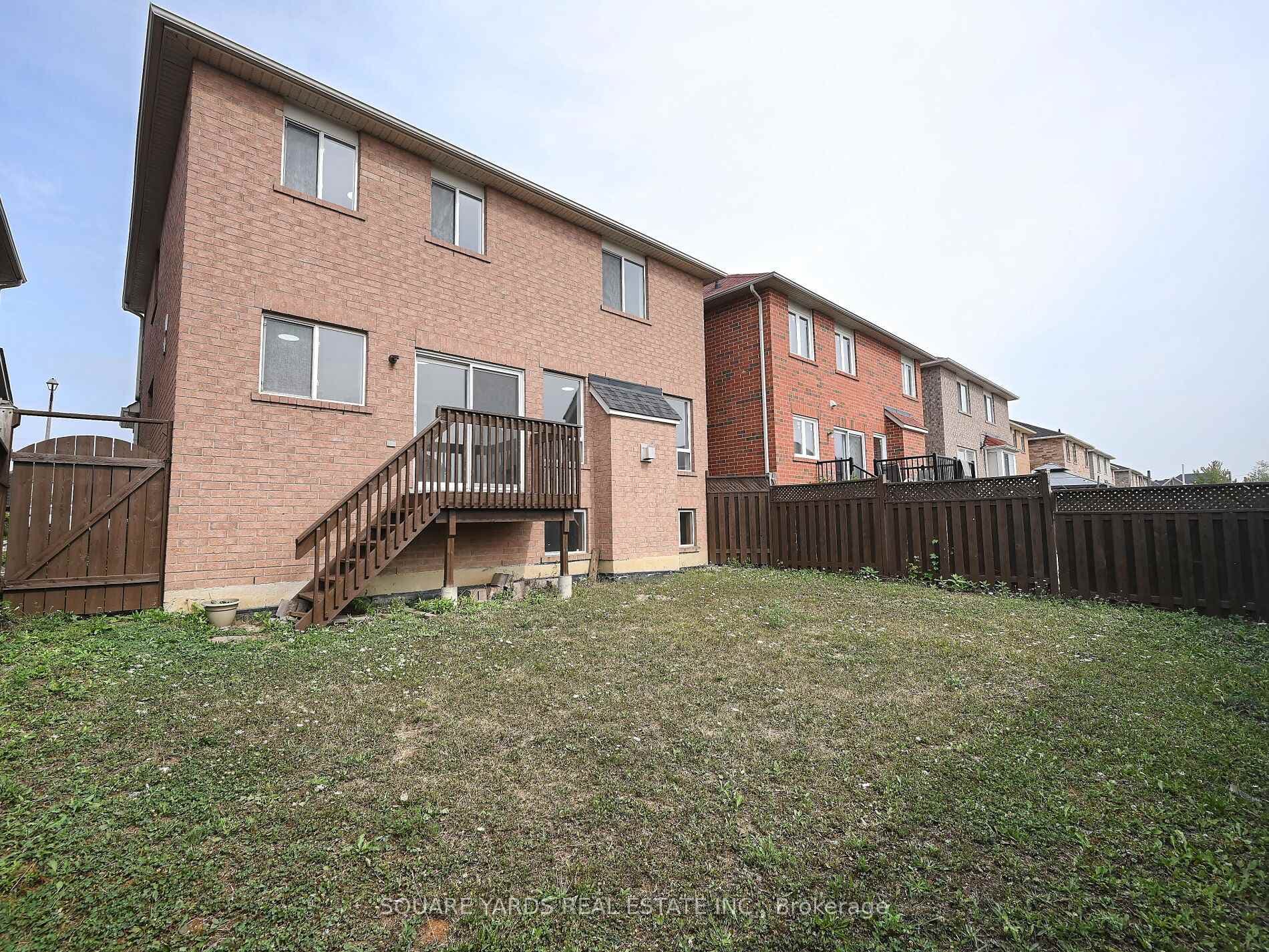19 Penstock St Street photo 45