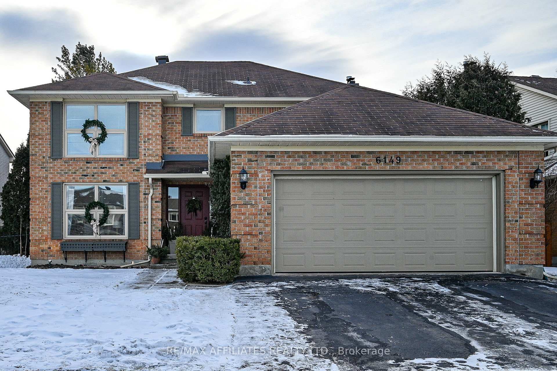 6149 Voyageur Drive photo 1
