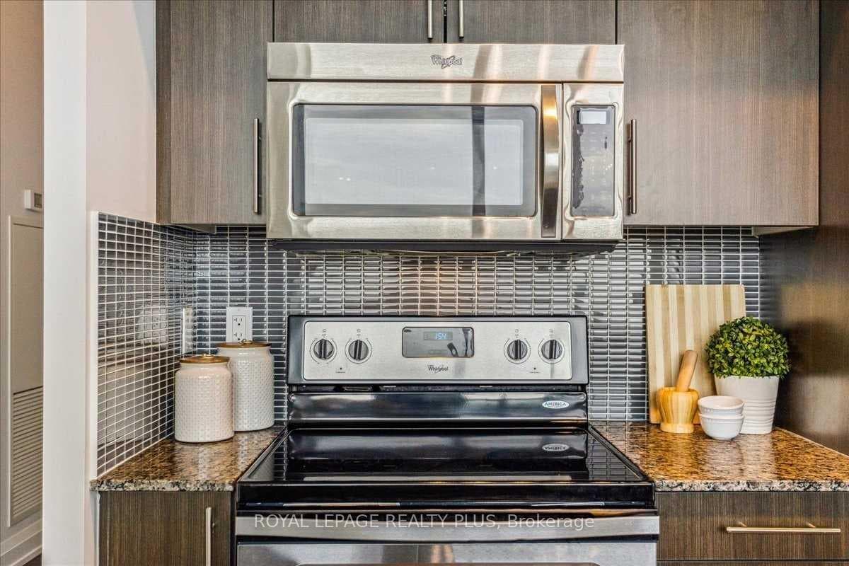 65 Speers Road Unit Ph9 photo 26