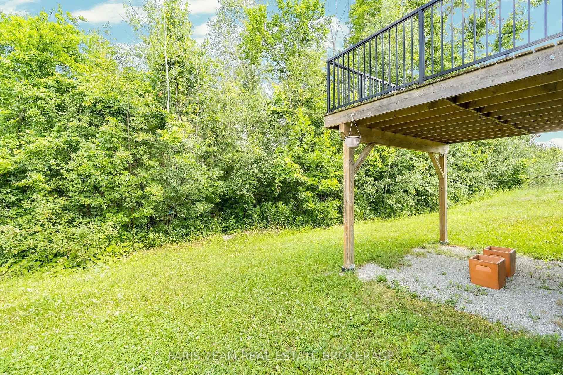 33 Sheppard Drive photo 43