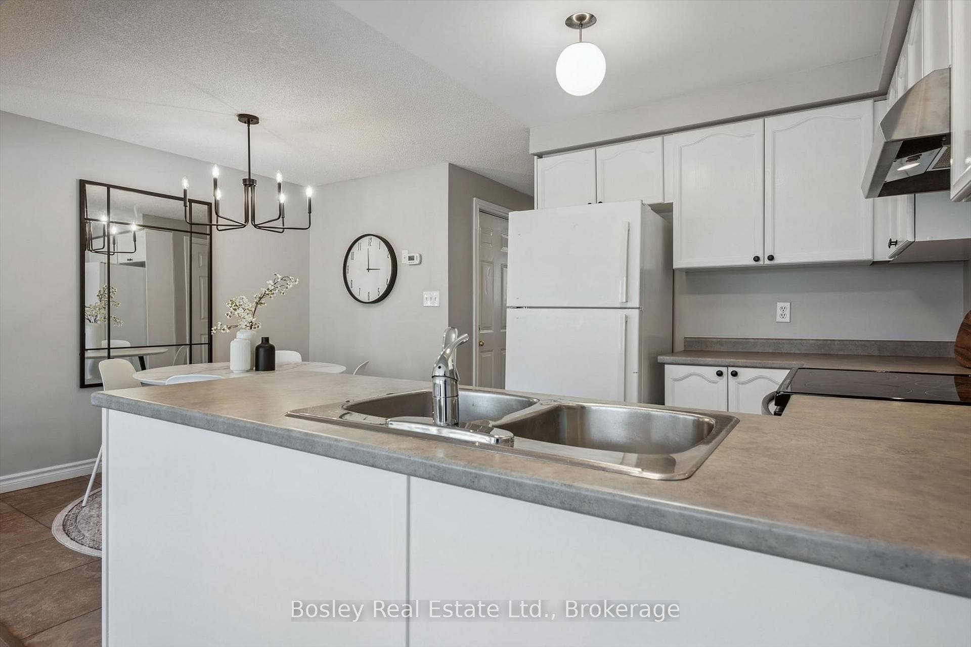 92 Rodgers Road photo 15