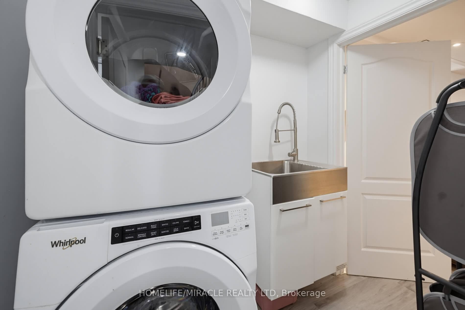7350 Glamorgan Way photo 44