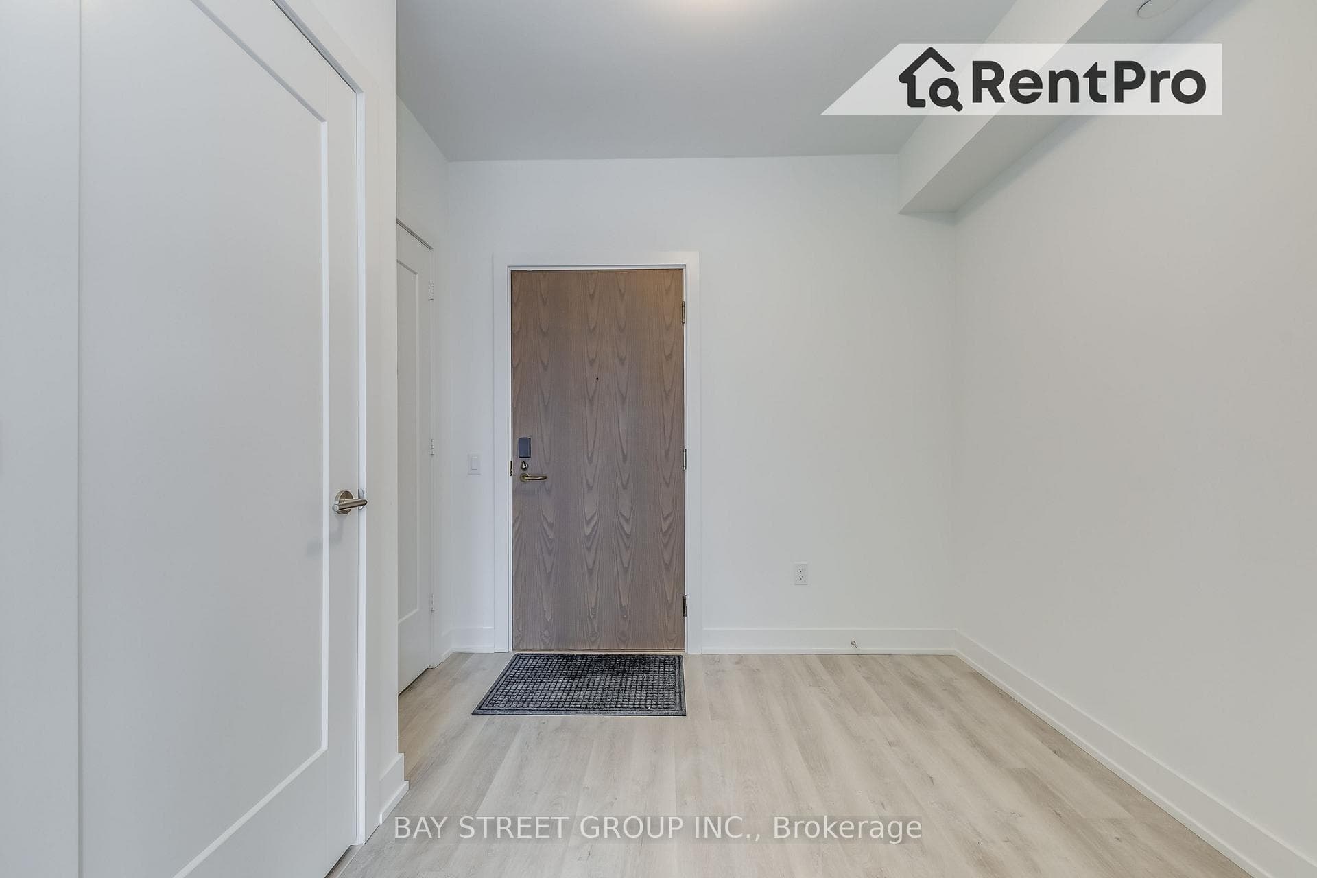 30 Inn On The Park Drive Unit 3001 photo 6