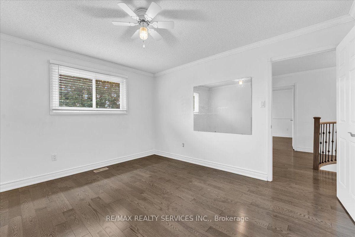 79 Burgby Avenue photo 35