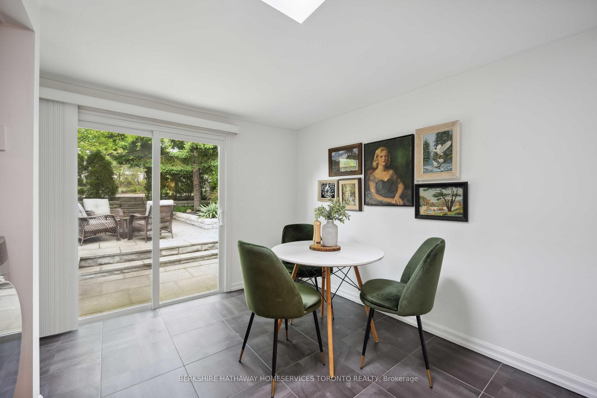 6 Ivy Avenue photo 17