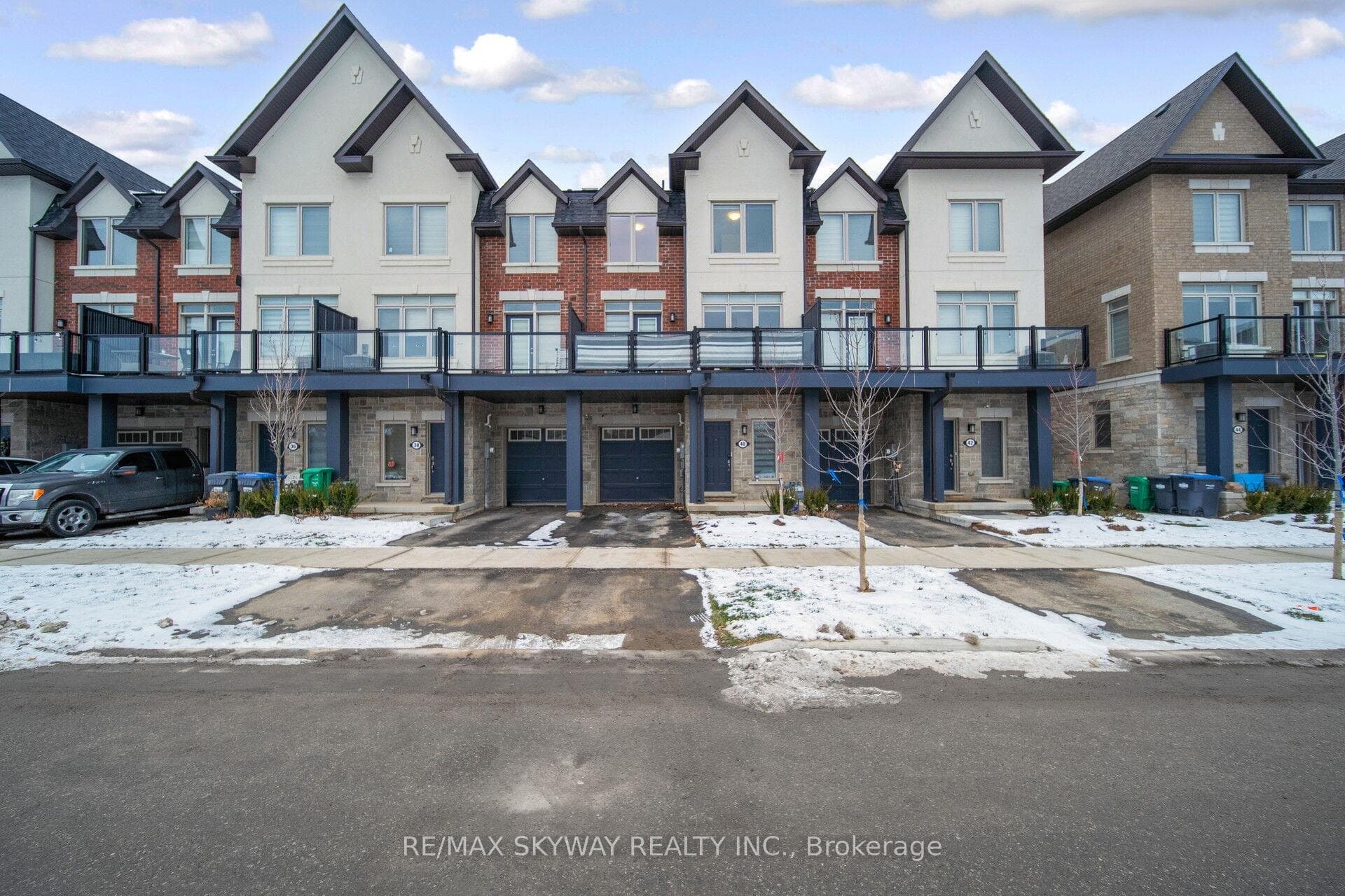 40 Waterville Way photo 6